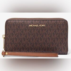 (NWOT) MICHAEL KORS 
Jet Set Signature Logo Smartphone Wristlet